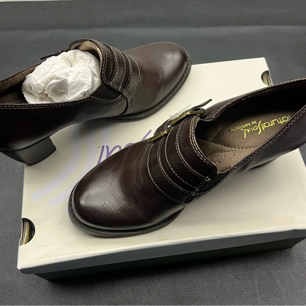 NaturalSoul - Size 6.5 - Brand new in box - Picture 3 of 9